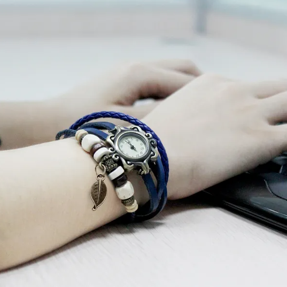 Beau style bohème rétro en cuir fait main Leaf Femmes Montres Bleu