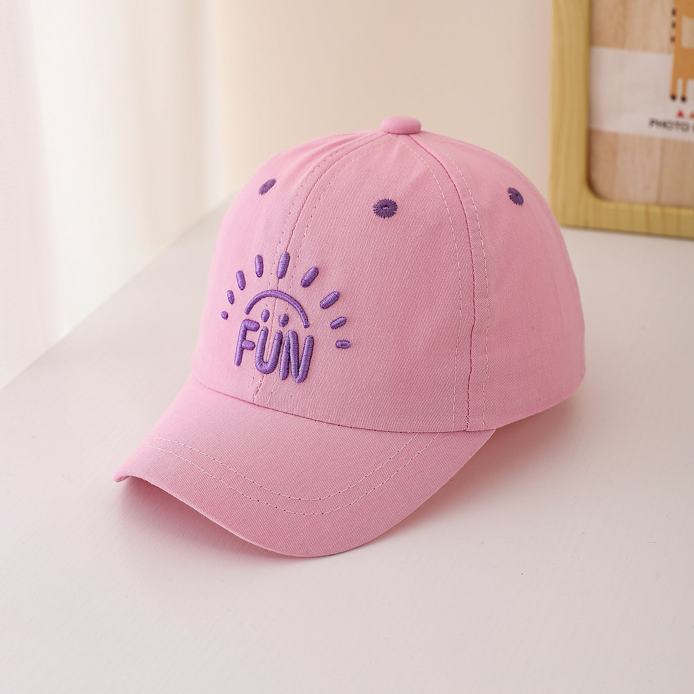 Lettre tridimensionnelle de couleur unique pour enfants Broderie solaire réglable Simple Casual B