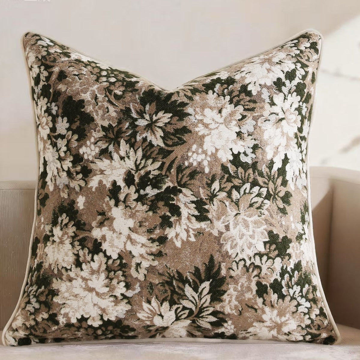 Vieille case d'oreiller en jacquard teinte de fil de couleur florale Chenille