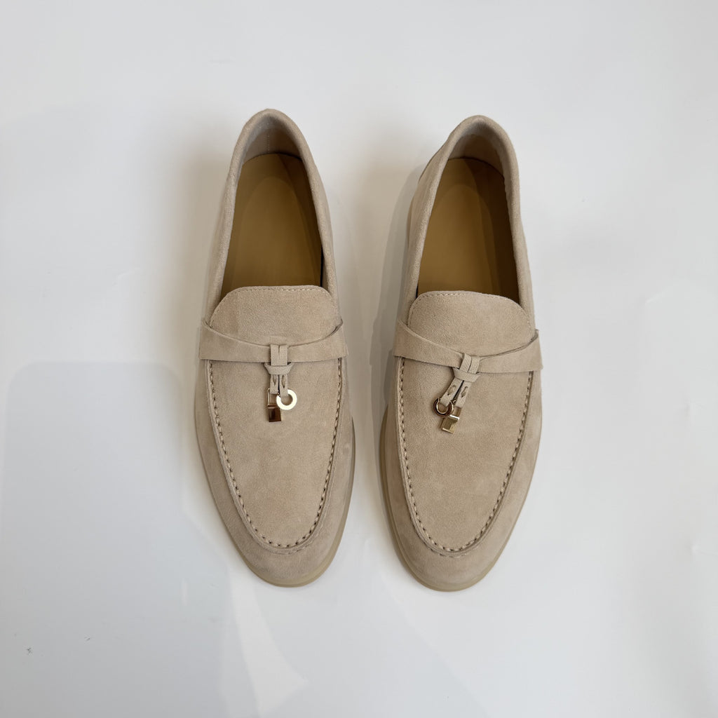Chaussures en cuir doux à semelle en métal pour hommes