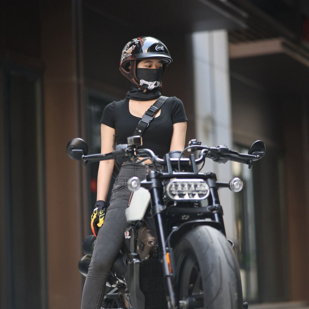 Casque de moto électrique rétro