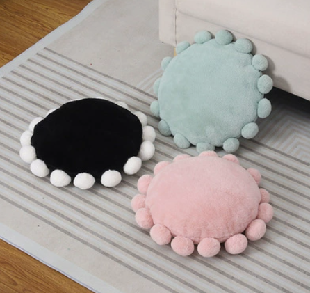 Pomme ronde Pom Fringe en peluche Oreiller à lancer