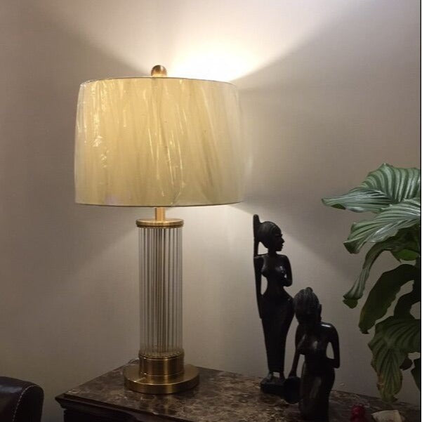 Creative American style Minimalist Designer Soft Furnishings Lampe de table de luxe légère