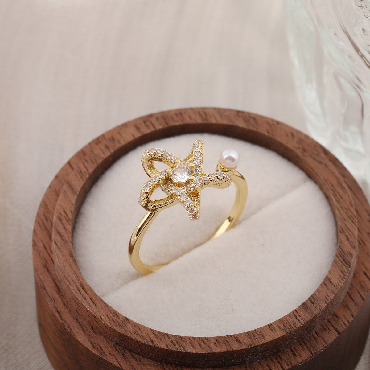 European And American Hot-Selling Fashionable and Unique Water Drop Zircon Anneaux pour femmes