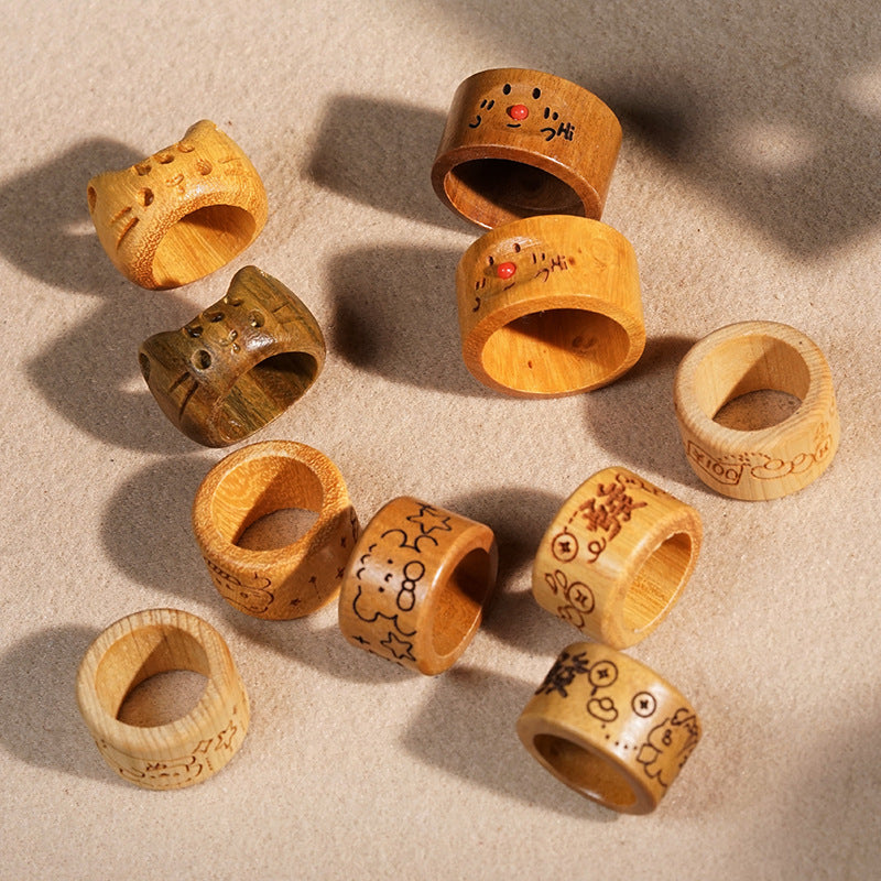 Anneau de niches rétro sculpté en bois