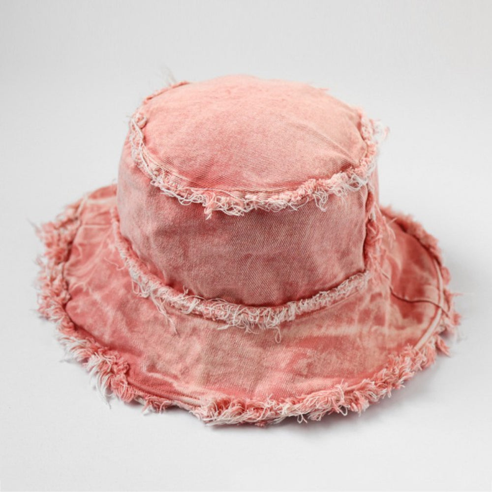 Chapeau de bateau à l'eau, style japonais