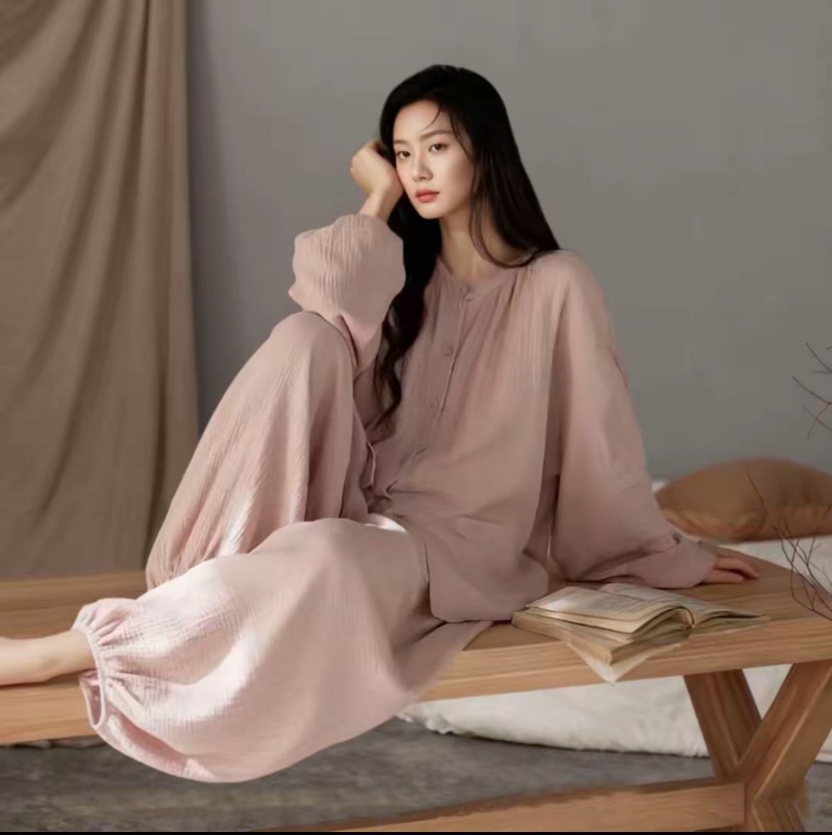 Ensemble de pantalons de cardigan et manches longues doux et de couleur solide