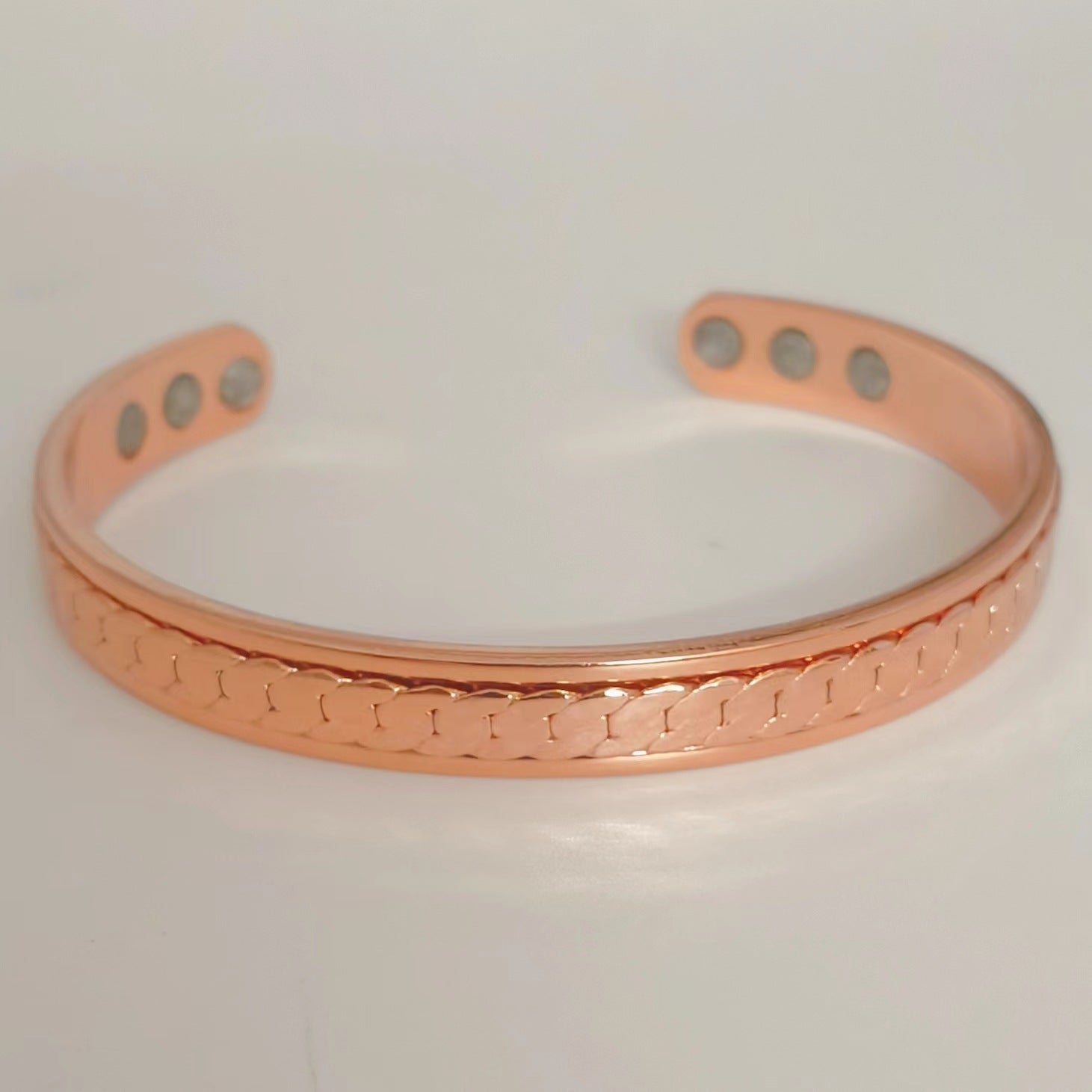 Bracelet pour femmes magnétiques de petite taille