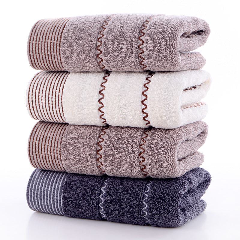 Serviette de coton et lavage du visage