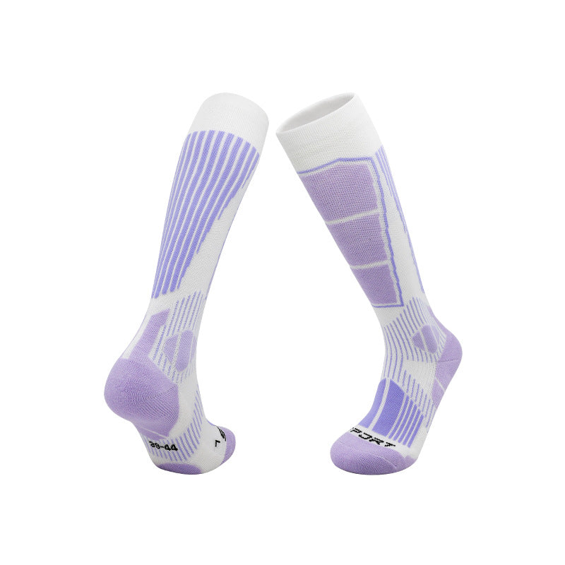 Thickness of professional ski socks in winter