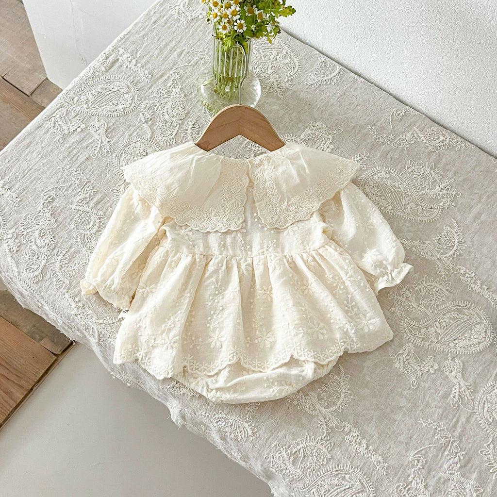 Dentelle brodée Collier Manches longues Maillots de bébé Gown