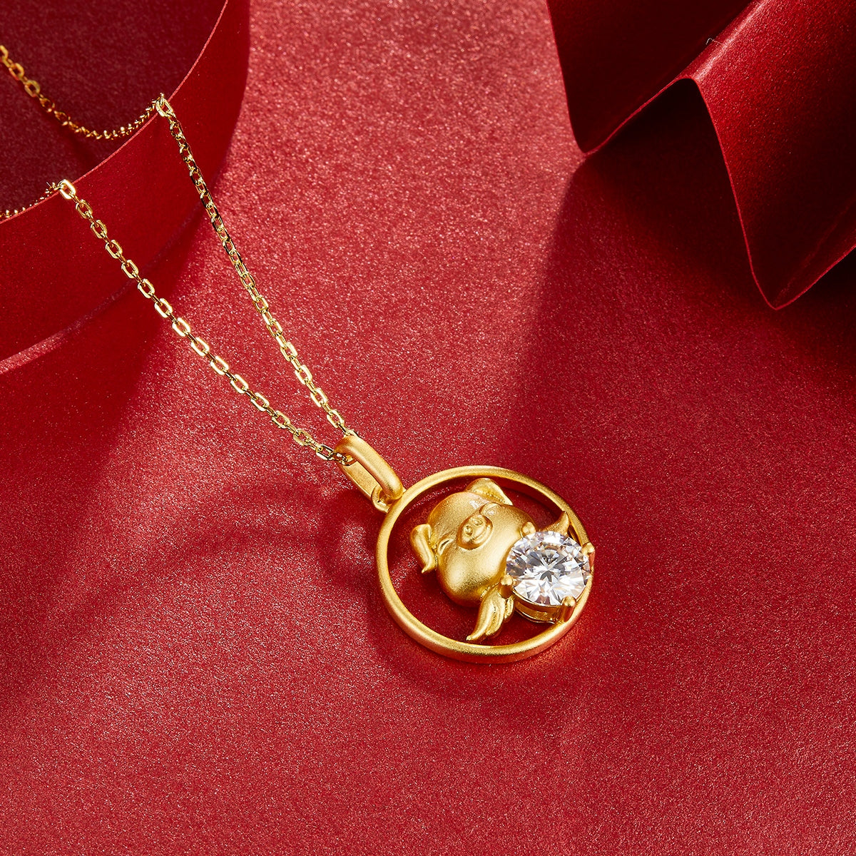 S925 Argent Sterling plaqué or 1ct Moissanite Chinese Zodiac Collier 5,2g GRA certifié
