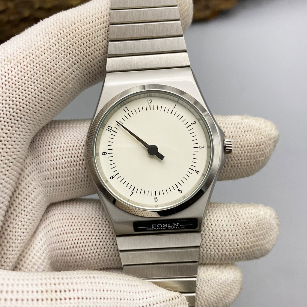 Montre de couple personnalisé à un seul besoin