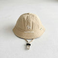 Chapeau bébé Fisherman avec petite broderie spade pour la protection du soleil