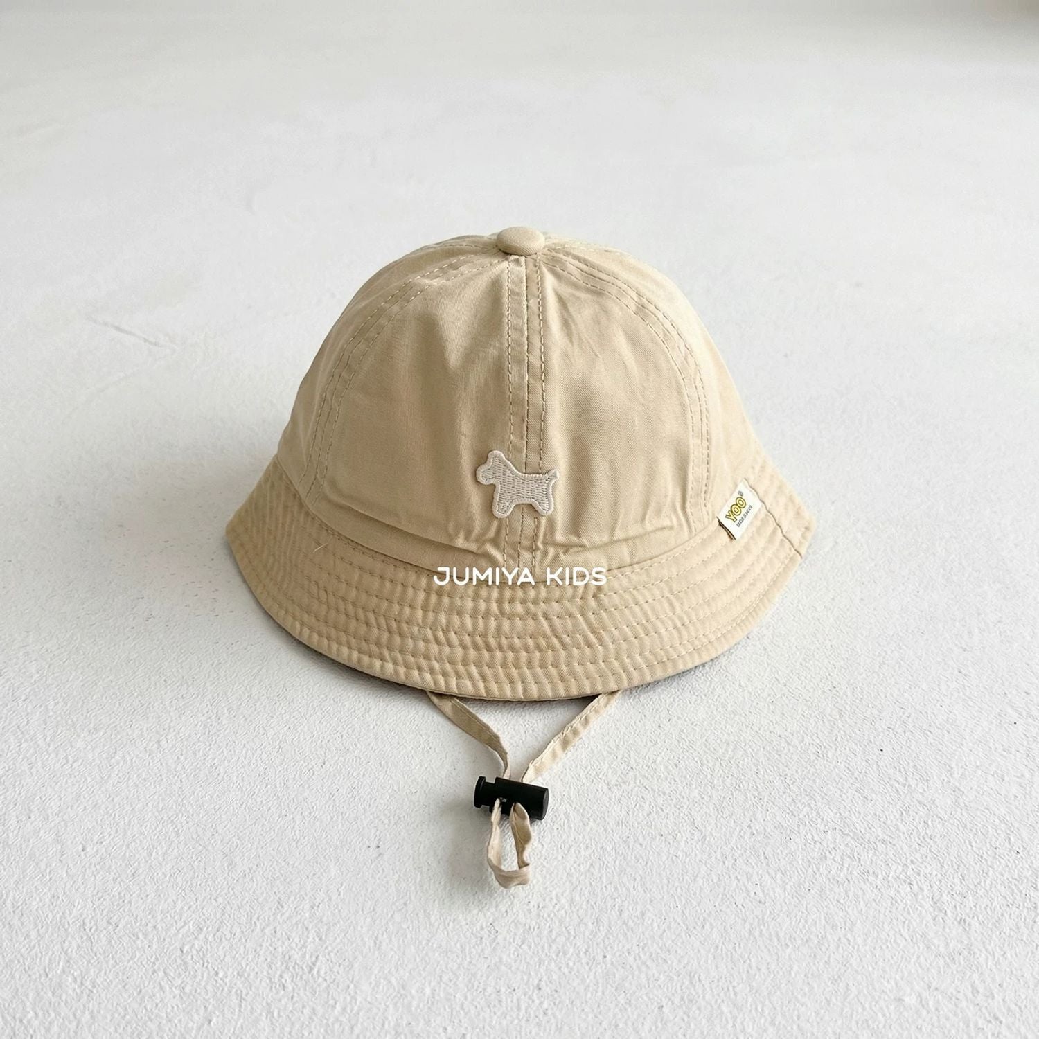 Chapeau bébé Fisherman avec petite broderie spade pour la protection du soleil