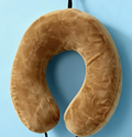 Mousse de mémoire en peluche souple U en forme de collier de voyage