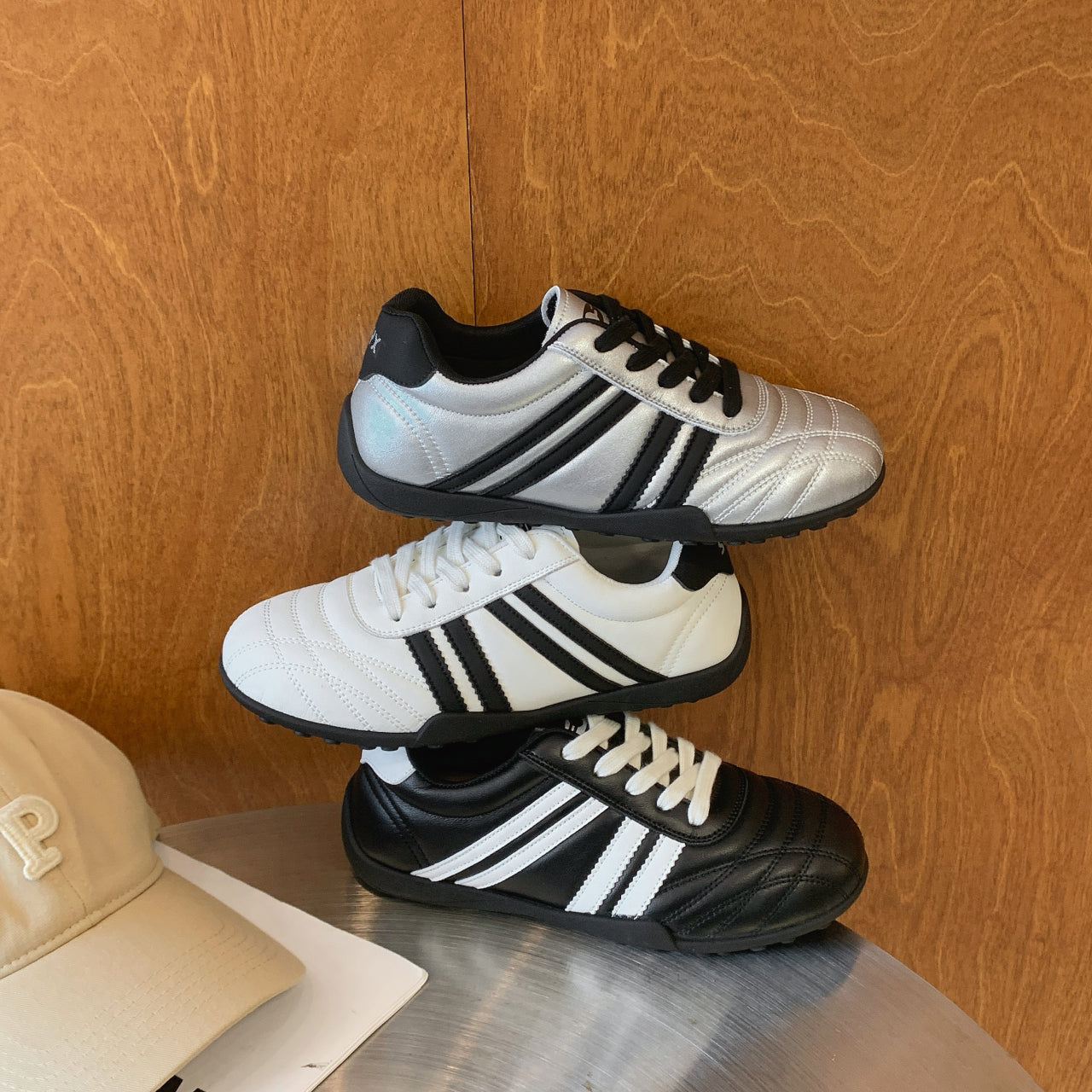 Vente Sneakers d'entraînement allemand Femmes Été Versatile Blanc Chaussures Casual léger Fla