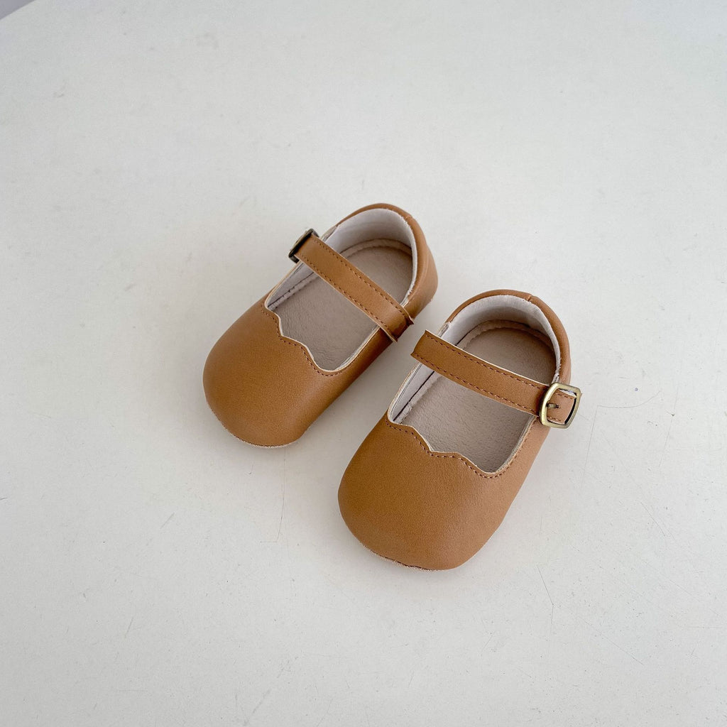 Chaussures pour bébés ondulées