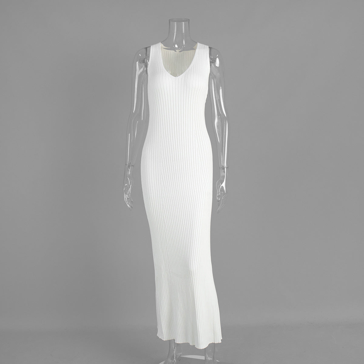 Long knit maxi dress with wide shoulders