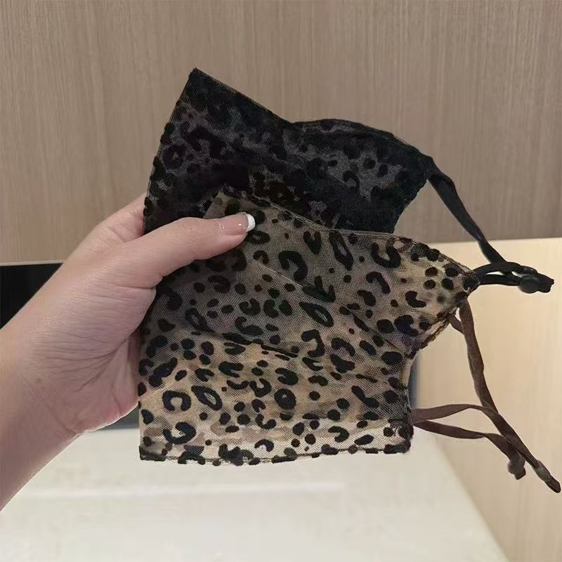Masque en polyester d'été de dentelle légère pour femmes Leopard-Print