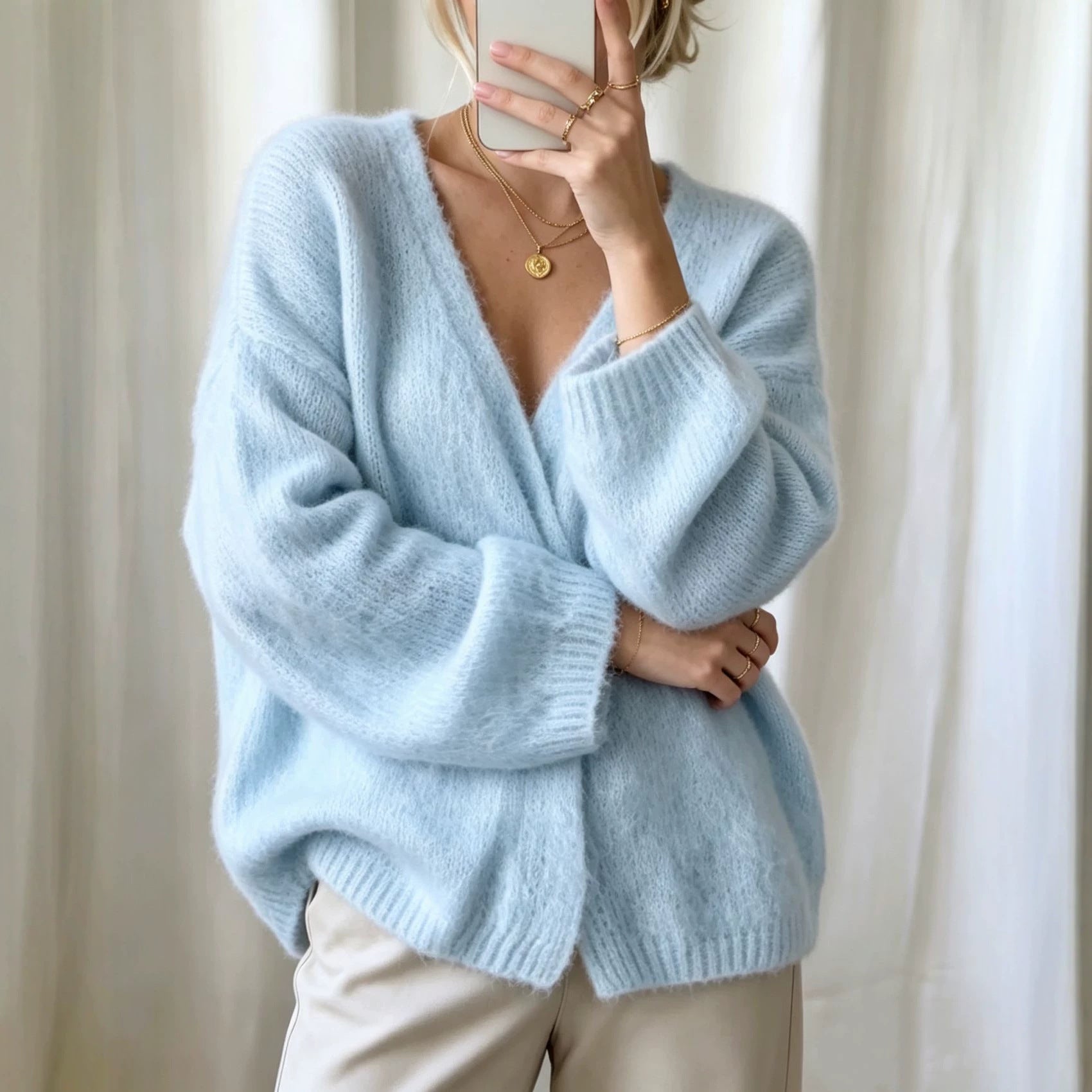 Chandail de cardigan tricoté pour femmes Chandail de couleur solide pour femmes