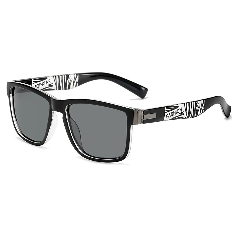 Lunettes de soleil de style boîte pour hommes