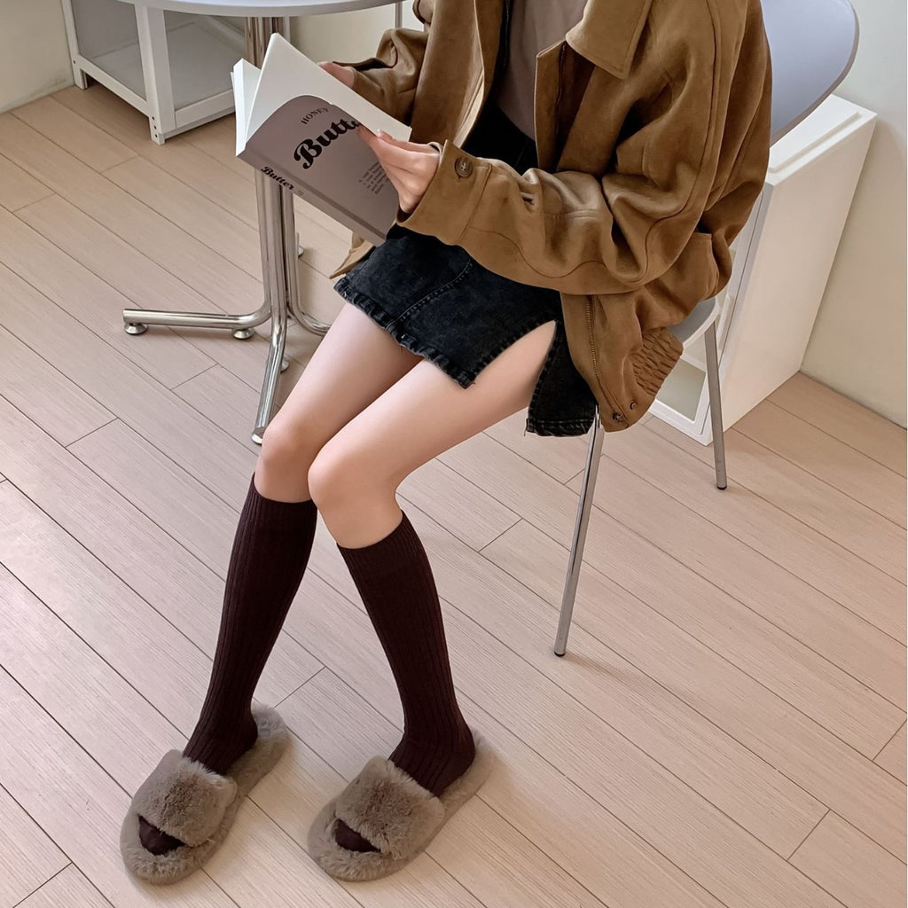 Chaussettes longues de style JK à rayures verticales de couleur solide
