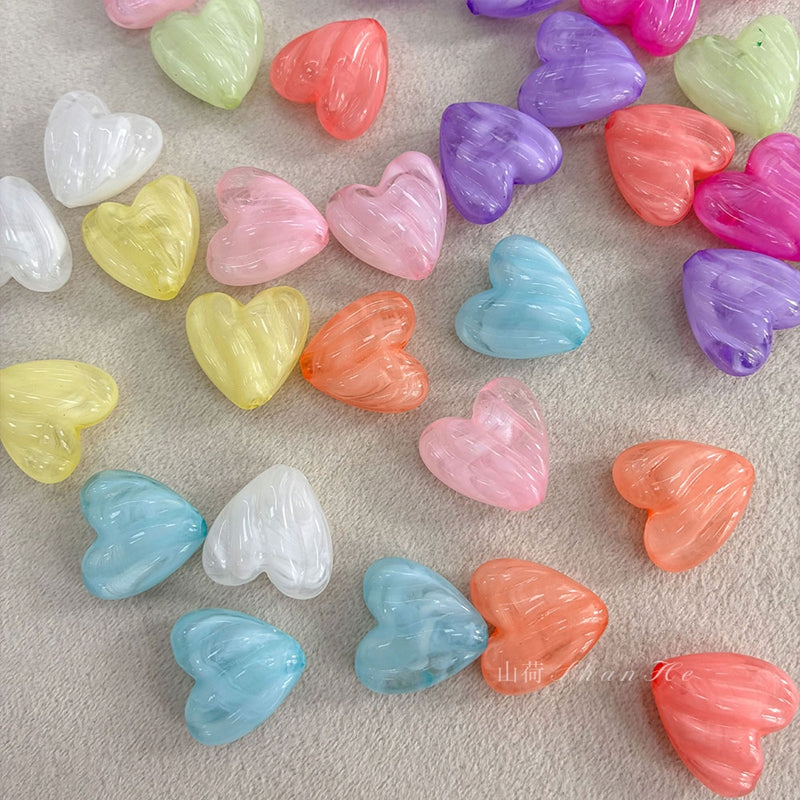 Perles de coeur en acrylique à deux tons