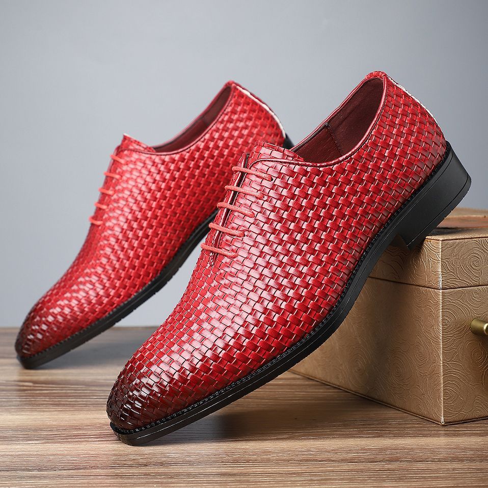 Vintage leather lace-up British style shoes