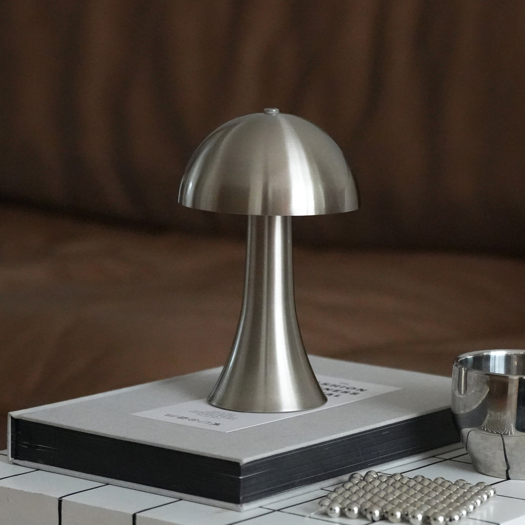 Lumière de nuit décorative en forme de champignons en acier inoxydable