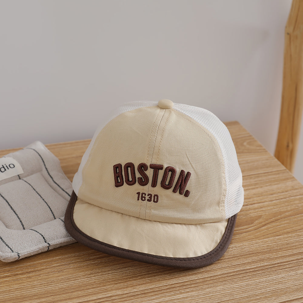 Chapeaux de bébé garçon et fille - lettre brodée à la mode et occasionnelle Short Brimmed Baseball