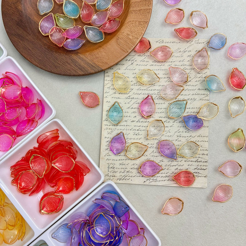 Charms de feuille en acrylique translucide à deux tons