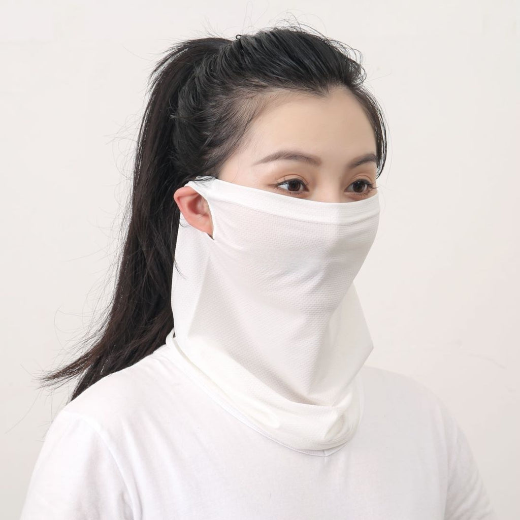 Masque en soie glacée pour la protection solaire et la défense UV