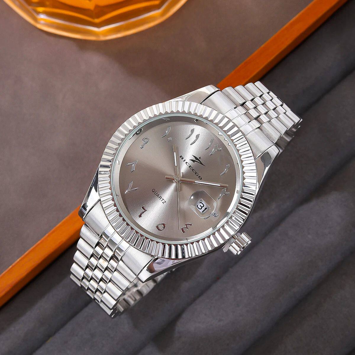 Montres de mode hommes Date haut de gamme de luxe Casual Sport