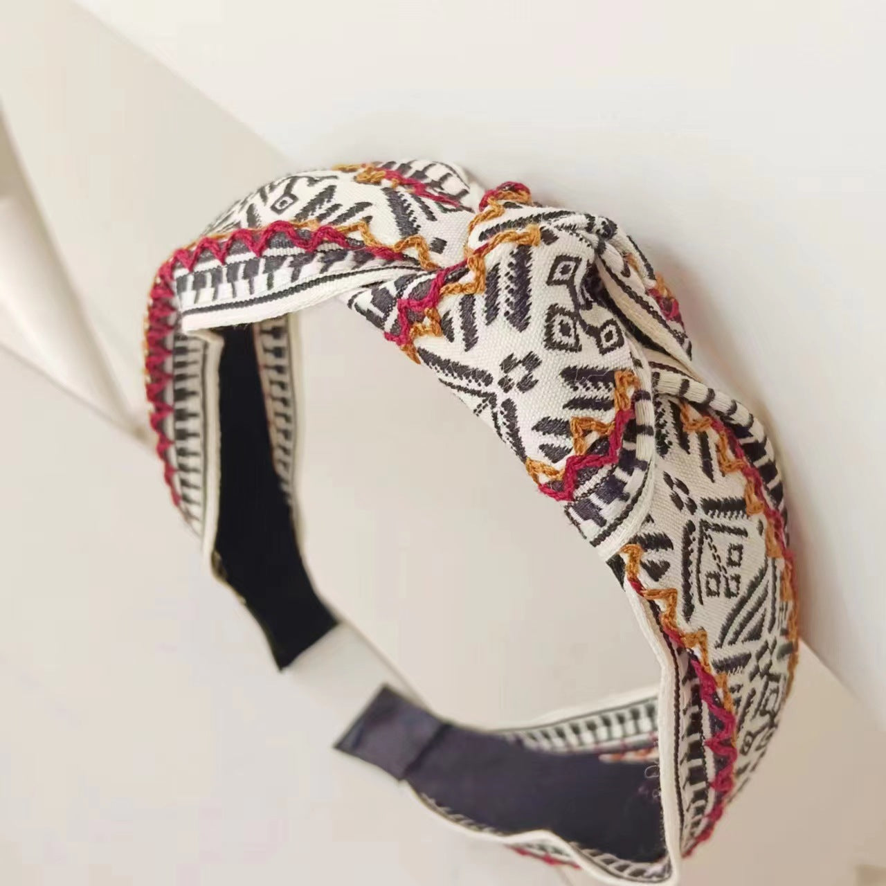 Lazybones Retro Ethnic Temperament Knotted Headband