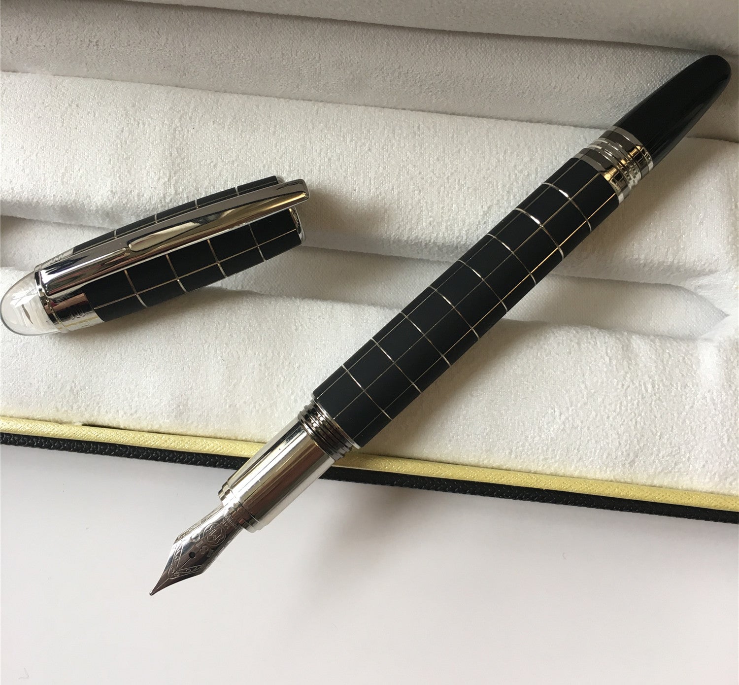 Interstellar cristal série tête métal Rollerball stylo à bille stylo de fontaine classique Carbo