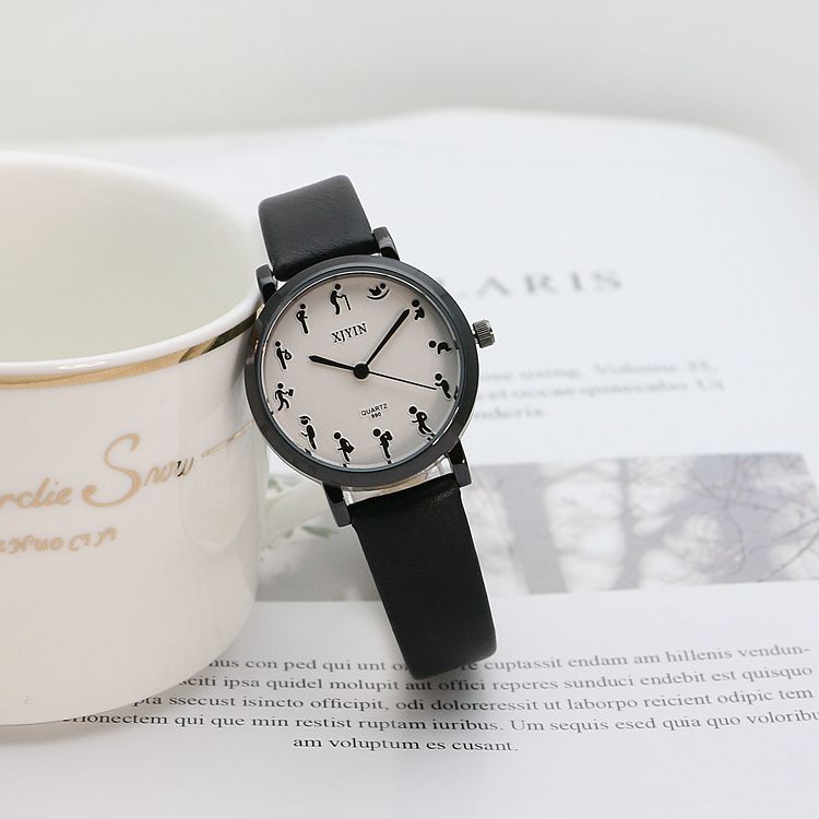 Mori Personality Scale Quartz Montres Mode Petit Kit Hommes et Femmes