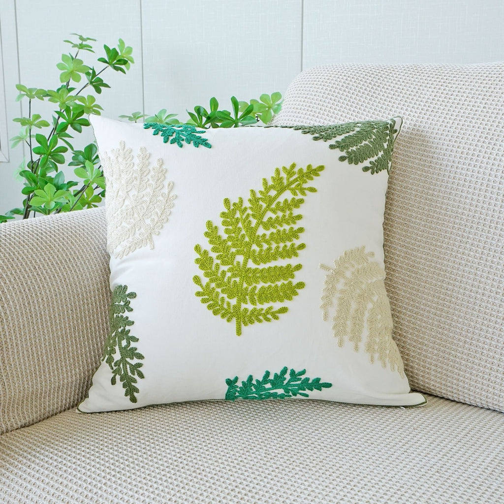 Coussin floral brodé de style pastoral pour canapé salon