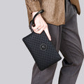Clutch personnalisé avec un design minimaliste simple et une grande capacité