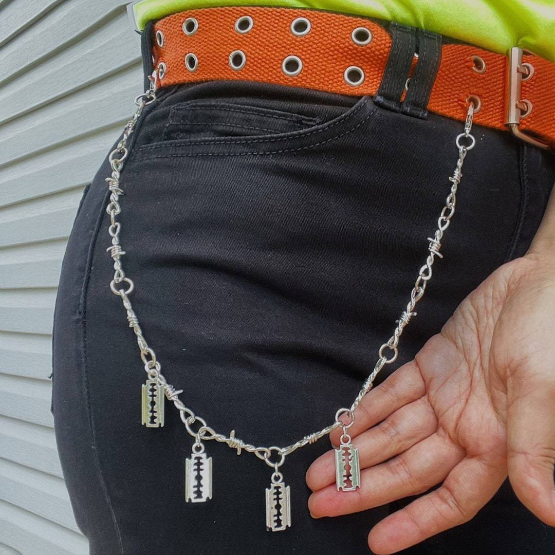 Collier de lame d'épine Lame de vent noir froid