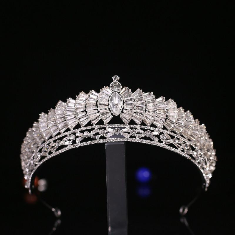Japonais Et Coréen Mariage Alliage de Strass Knot Couronne de mariage