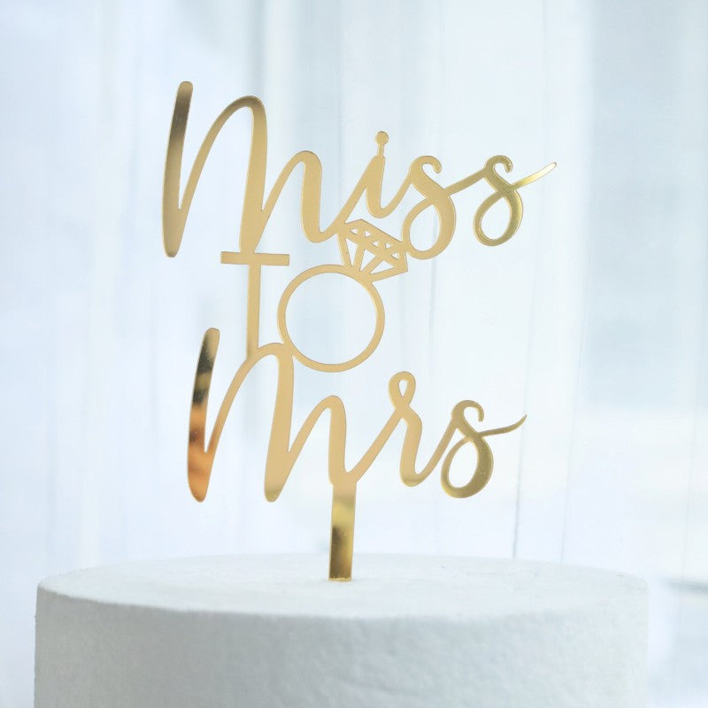 Proposition de mariage d'amour Insertion de gâteau acrylique