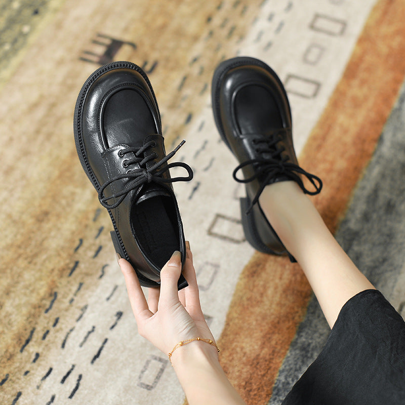 Chaussures polyvalentes en cuir souple de style britannique pour femmes