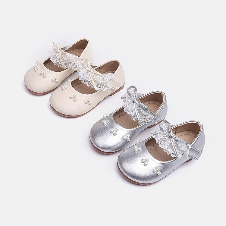 Girls' leather shoes