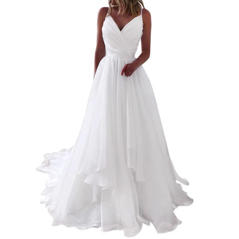 Robe de mariée légère en col V plissé