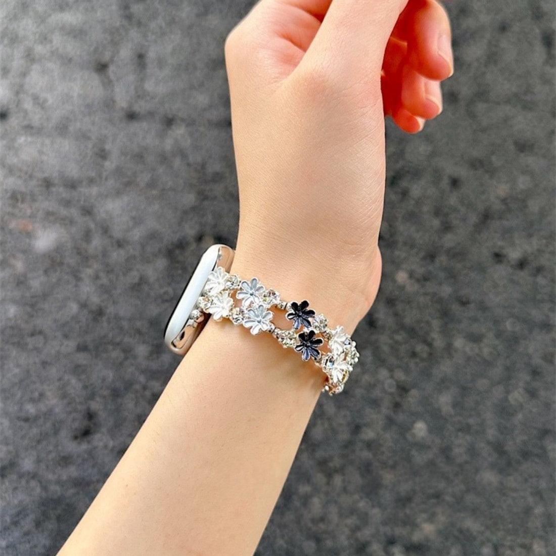 Bracelet daisy-fleur élastique à boucle unique