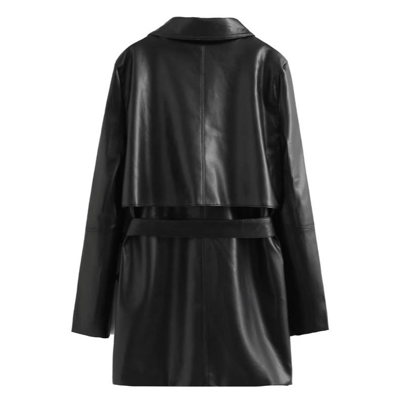 Manteau court en cuir souple pour femmes