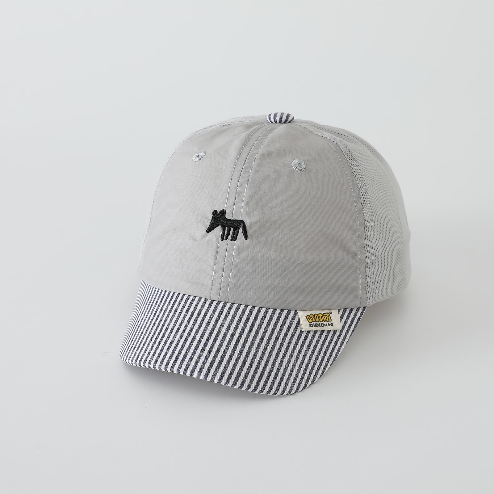 Le casquette de baseball à bouche pointue brodée pour hommes et femmes avec un élégant