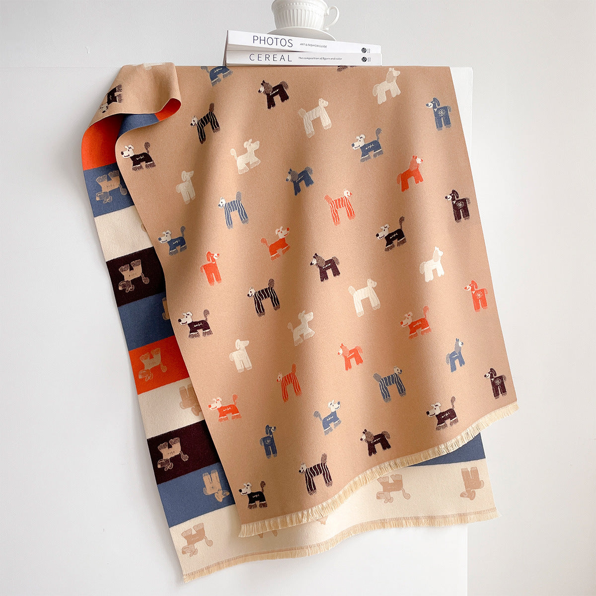 AutomneHiver Caricature Curly Puppy Jacquard Scarf