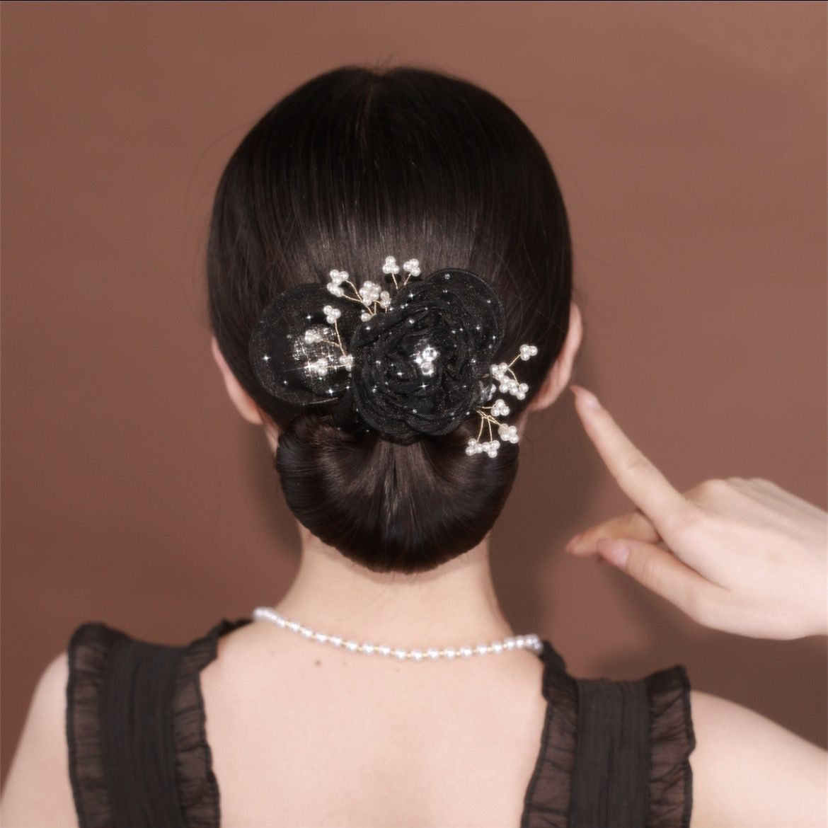 Starry Sky Flower Style Updo Topknot cheveux Clip noir Exquise coiffure